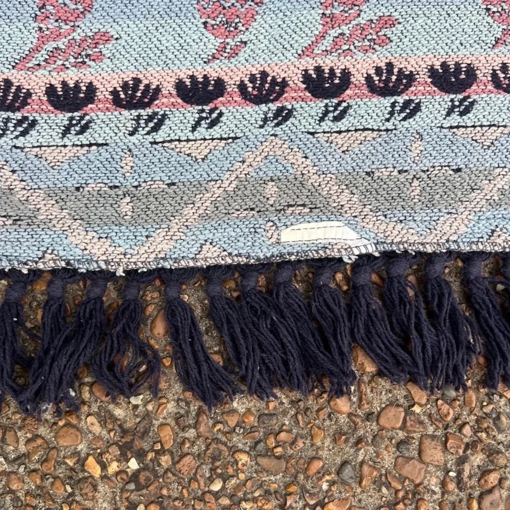 Vintage Floral Woven Tapestry Throw Blanket Navy Pink Boho Fringe Knit